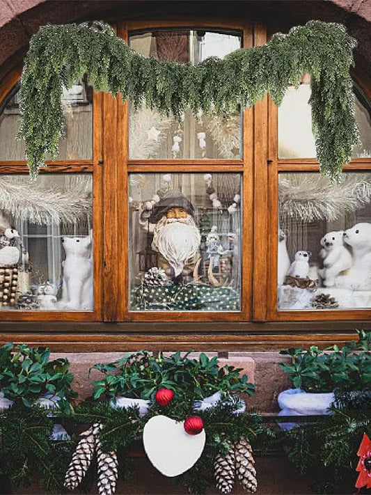 Realistische Weihnachts-Zedergirlande – Grünes Dekor für Kamin, Treppe, Fenster & Tür, Festliche Party- & Weihnachtsdekoration