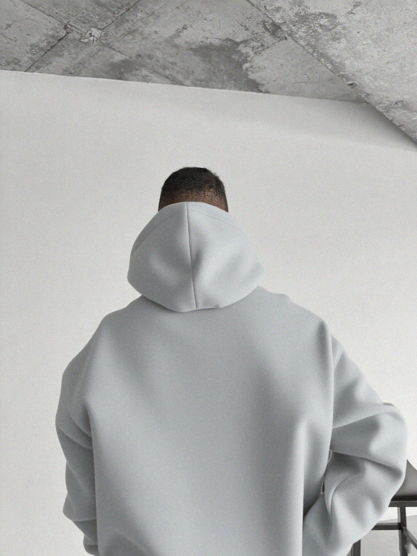 Herren Fleece Hoodie – Schwerer Winter-Kapuzenpullover mit Brusttasche, Lockerer Oversize-Fit, Warmes Dickes Material, Grau/Weiß, Maschinenwaschbar – Casual Hoodie für Kalte Tage