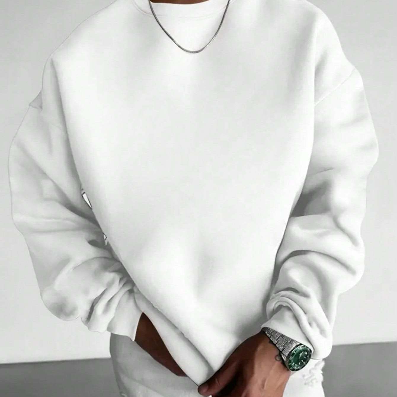 Herren Sweatshirt mit Rundhalsausschnitt – Lockerer Langarm-Pullover, Weicher Alltags-Sweater für Herbst/Winter, Weißes Basic für die Garderobe, Herbst-Winter-Bekleidung, Bequeme Kleidung
