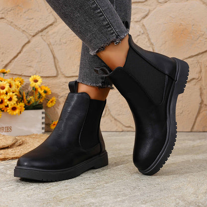 Damen Schwarze Chunky Ankle Boots mit niedrigem Blockabsatz – Rutschfeste dicke Gummisohle, Glänzende Moccasin-Spitzzehen, Winterstiefel mit schmalem Bein