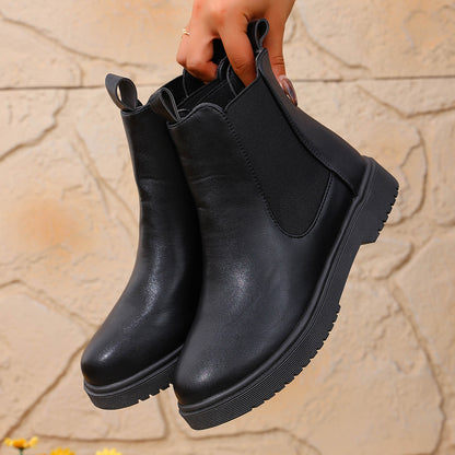 Damen Schwarze Chunky Ankle Boots mit niedrigem Blockabsatz – Rutschfeste dicke Gummisohle, Glänzende Moccasin-Spitzzehen, Winterstiefel mit schmalem Bein