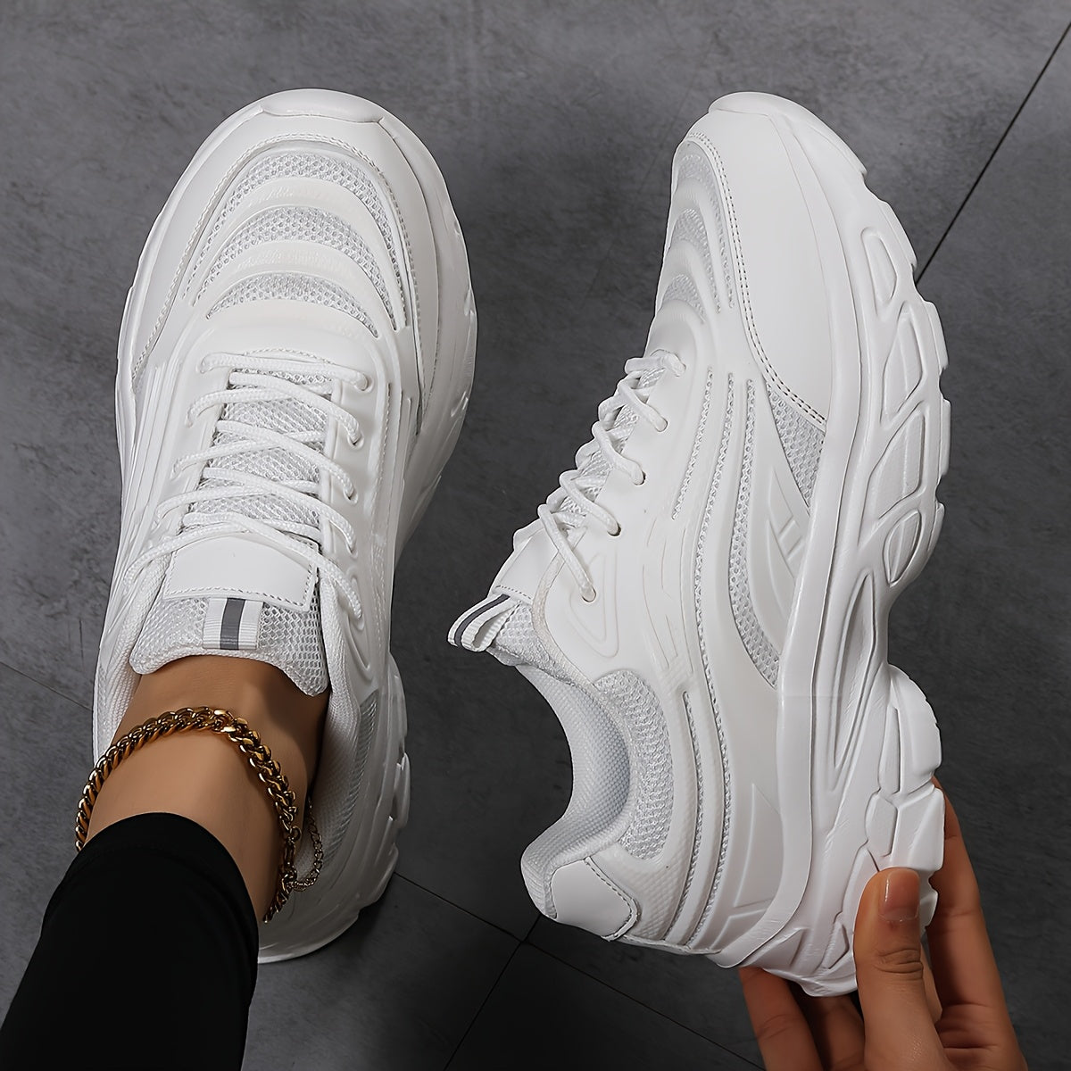 Damen Atmungsaktive Sneakers – Leichte Phylon-Sohle, Mesh & Synthetik Obermaterial, Bequeme Low-Top Schnürschuhe für Arbeit & Freizeit (Schwarz/Weiß)