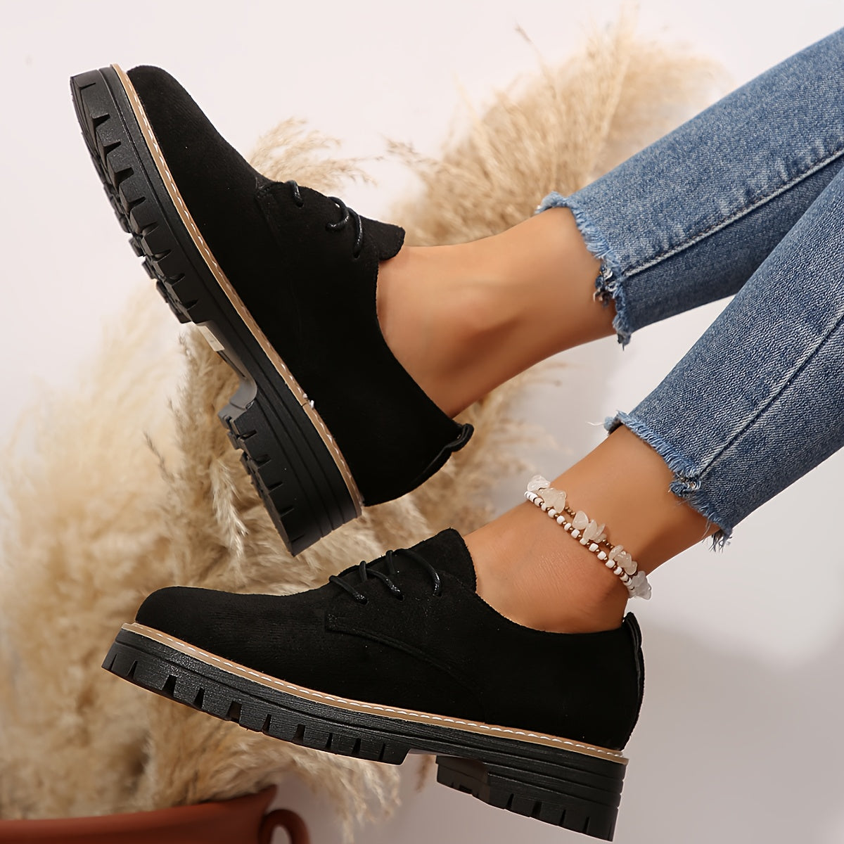 Damen Slip-On Mokassin-Loafer mit Chunky Plateau – Bequeme All-Season Schuhe mit Schnürband-Optik, Rund- bis Spitzzehen, Gummisohle – Casual & Semi-Formal (Schwarz, Beige, Braun, Navy, Grau)