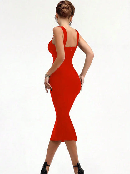 Fashion Sexy Elegant Spaghetti Strap V Neck Midi Bodycon Dress Summer Crystal Embellished Bandage Dress Red Evening Cocktail