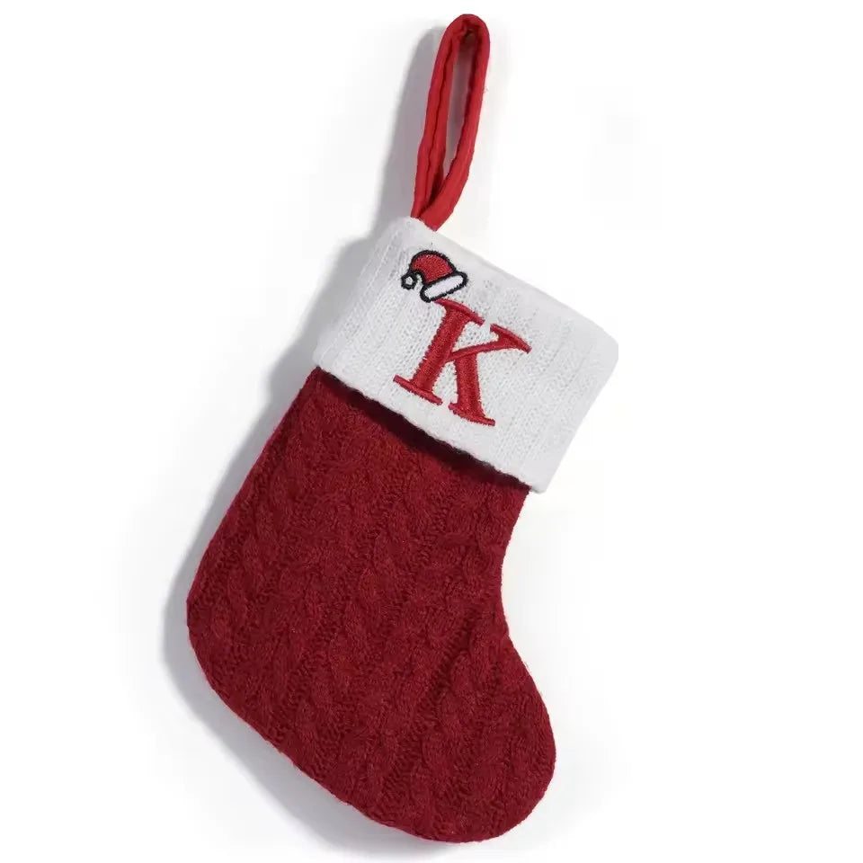 Personalisierte Weihnachts-Stricksocken mit Alphabet – Weihnachtsbaumschmuck & Deko für Zuhause | Navidad & Noel | Festliche Geschenkidee