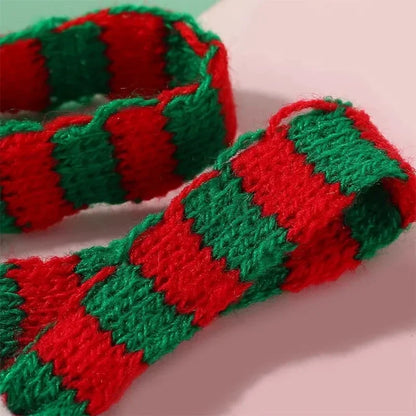 Mini Weihnachtsmütze und Schal Set – kleines Strick-Weihnachtskostüm für Katzen, Kaninchen, Puppen, Flaschenverschluss, DIY, Partydeko