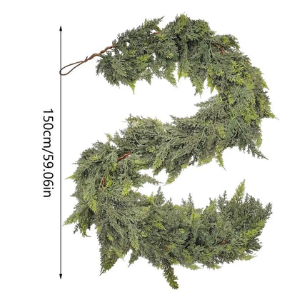 Realistische Weihnachts-Zedergirlande – Grünes Dekor für Kamin, Treppe, Fenster & Tür, Festliche Party- & Weihnachtsdekoration