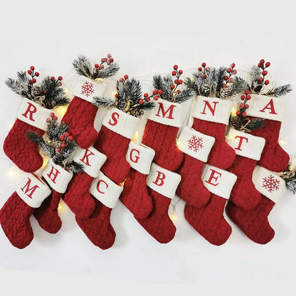 Weihnachtssocken Stricken mit Schneeflocken & Buchstaben – Weihnachtsstrumpf Ornament 2025 für Zuhause & Weihnachtsbaum – Geschenk Navidad Natal