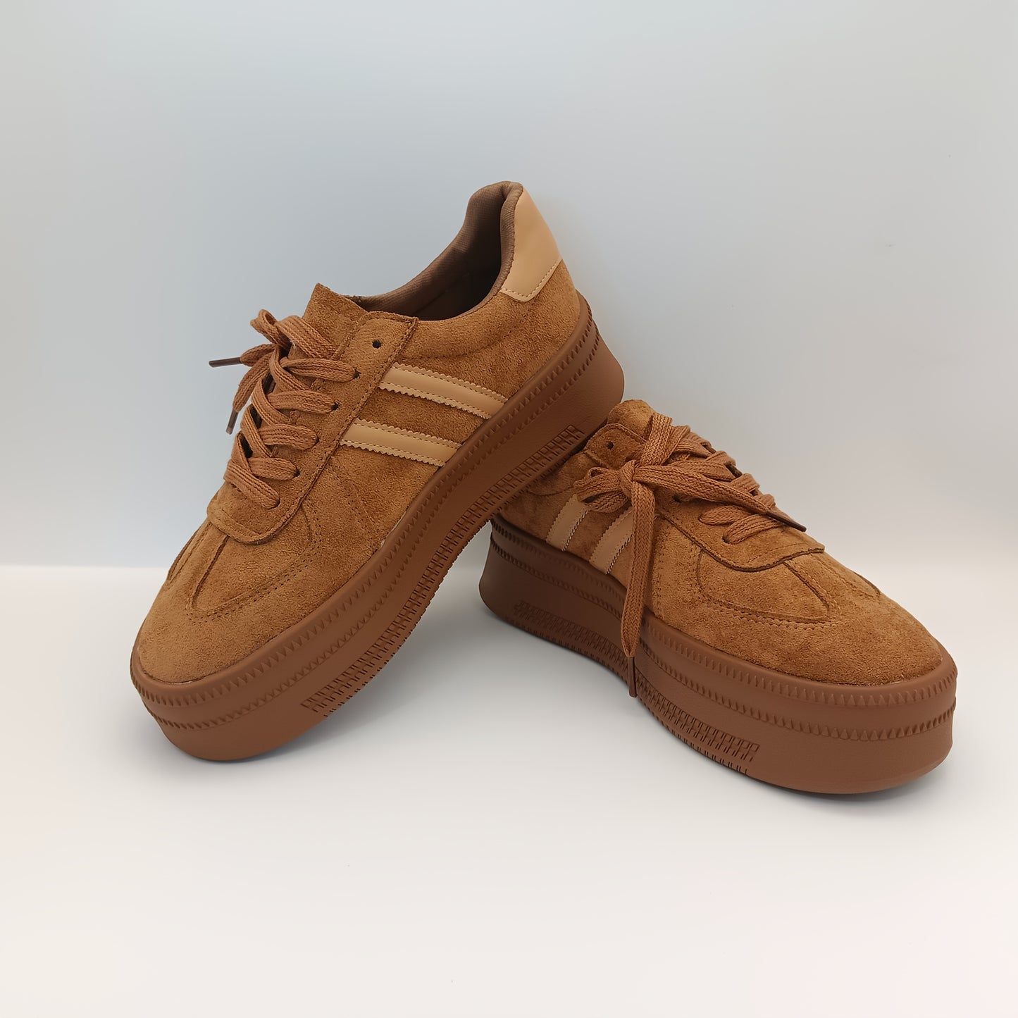 Damen Low-Top Schnür-Sneaker – Dunkelgrau & Burgunderrot, rutschfeste TPR-Sohle, atmungsaktives Mesh, Rundzehen – Ganzjahres-Sportschuhe für Gym, Freizeit & Büro