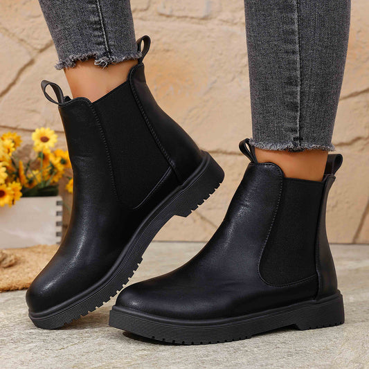 Damen Schwarze Chunky Ankle Boots mit niedrigem Blockabsatz – Rutschfeste dicke Gummisohle, Glänzende Moccasin-Spitzzehen, Winterstiefel mit schmalem Bein